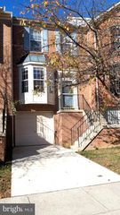 10528 SUNNY BROOKE LN, Potomac, MD 20854