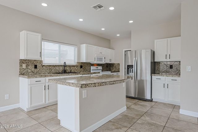 15569 W GELDING Drive, Surprise, AZ 85379