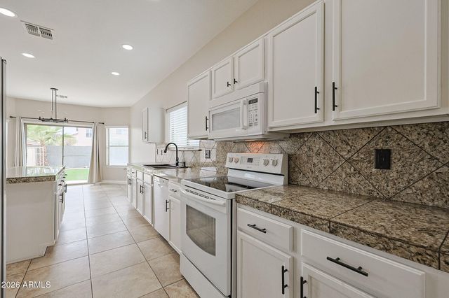 15569 W GELDING Drive, Surprise, AZ 85379