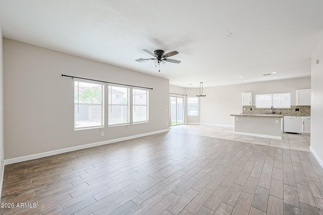 15569 W GELDING Drive, Surprise, AZ 85379