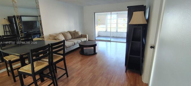 6090 NW 64th Ave 306, Tamarac, FL 33319