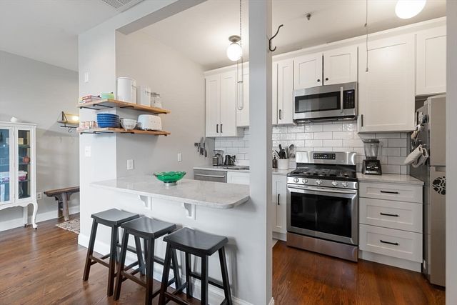 486 East 3rd Street 8, Boston, MA 02127