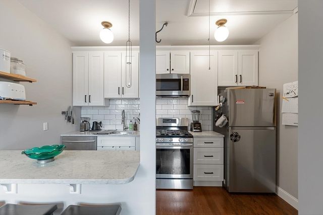 486 East 3rd Street 8, Boston, MA 02127