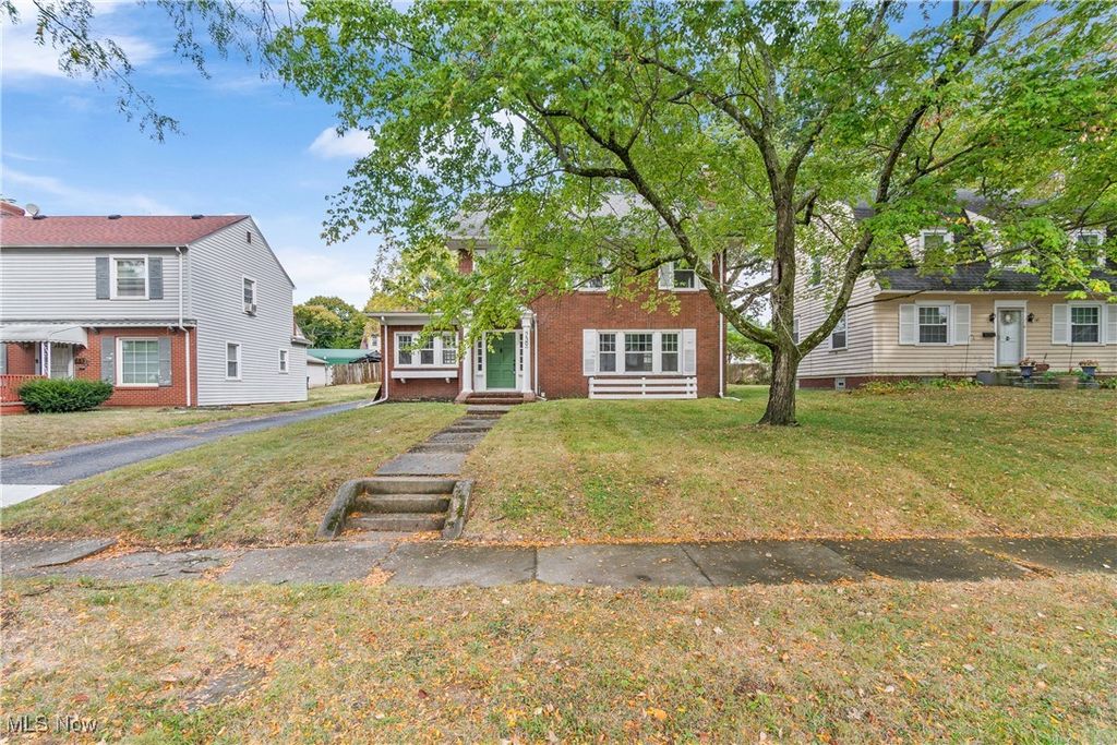 739 Roslyn Avenue, Akron, OH 44320