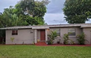 530 NE 130 Street, Miami, FL 33161