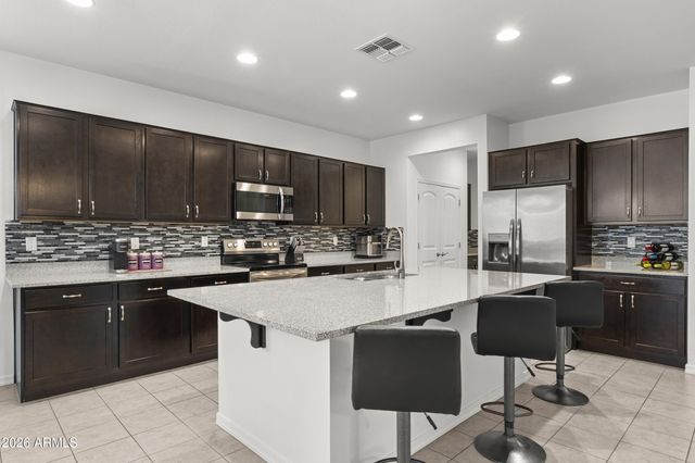 3415 W MELODY Drive, Laveen, AZ 85339