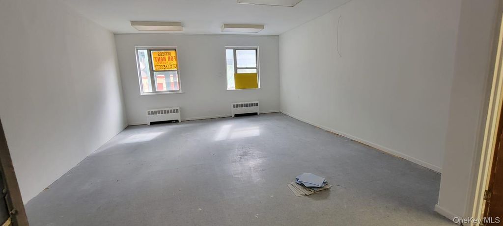 684 684 Britton St Street Units 1 Units 1 2 3 5, Bronx, NY 10467 — photo 3