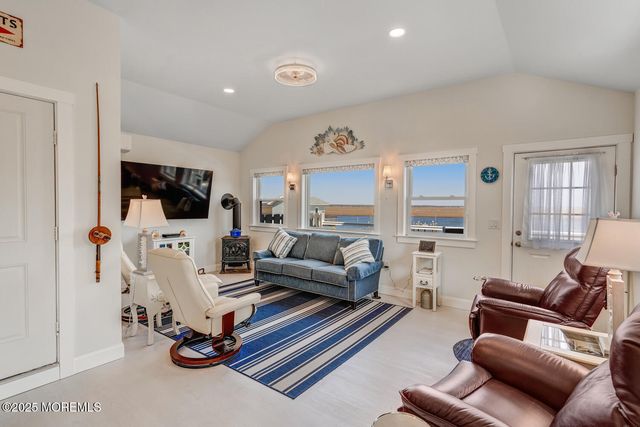 418 Dock Road, West Creek, NJ 08092