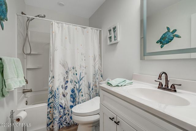 418 Dock Road, West Creek, NJ 08092