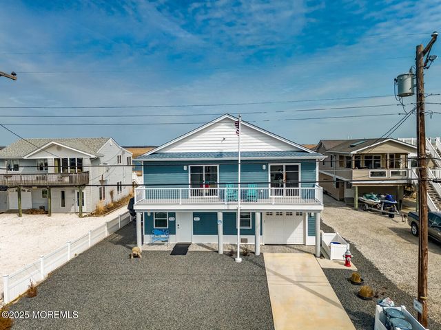 418 Dock Road, West Creek, NJ 08092