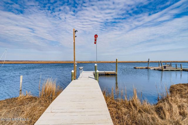 418 Dock Road, West Creek, NJ 08092