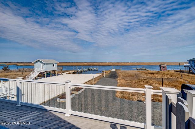 418 Dock Road, West Creek, NJ 08092