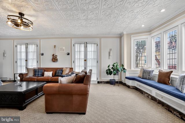 8148 HIGH SCHOOL RD, Elkins Park, PA 19027