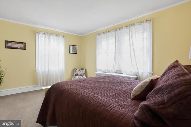 8148 HIGH SCHOOL RD, Elkins Park, PA 19027