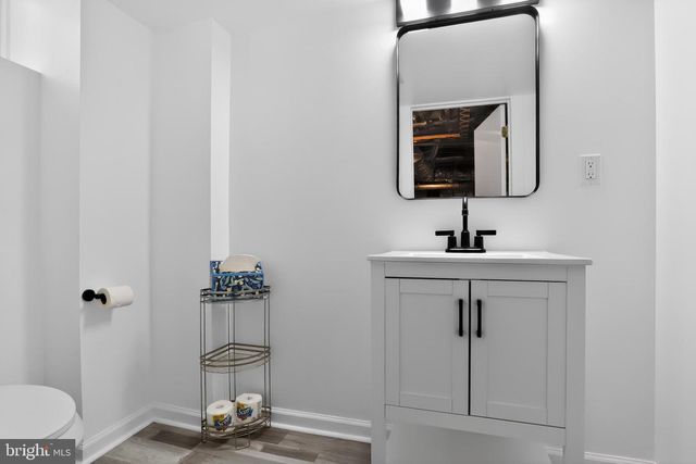 8148 HIGH SCHOOL RD, Elkins Park, PA 19027