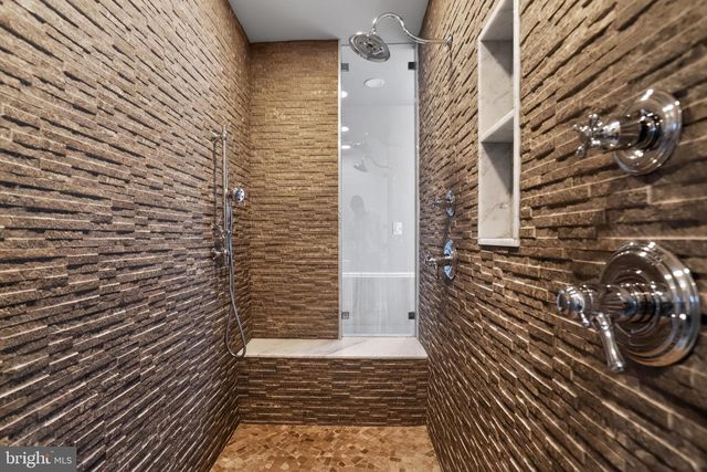 8148 HIGH SCHOOL RD, Elkins Park, PA 19027