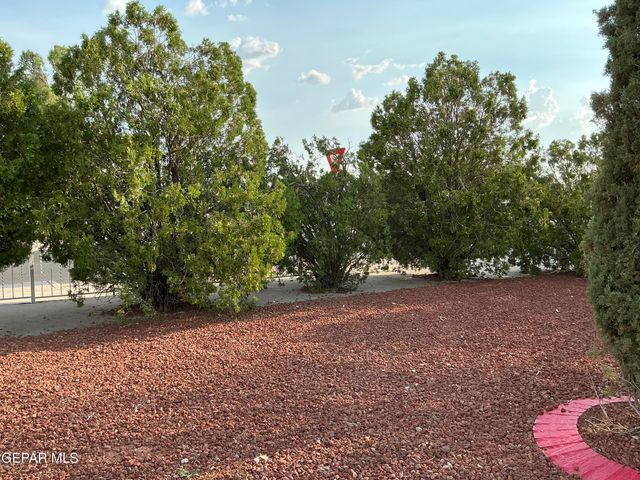 6501 AZTEC Road, El Paso, TX 79925