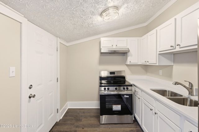 818 S Hancock St, Louisville, KY 40203