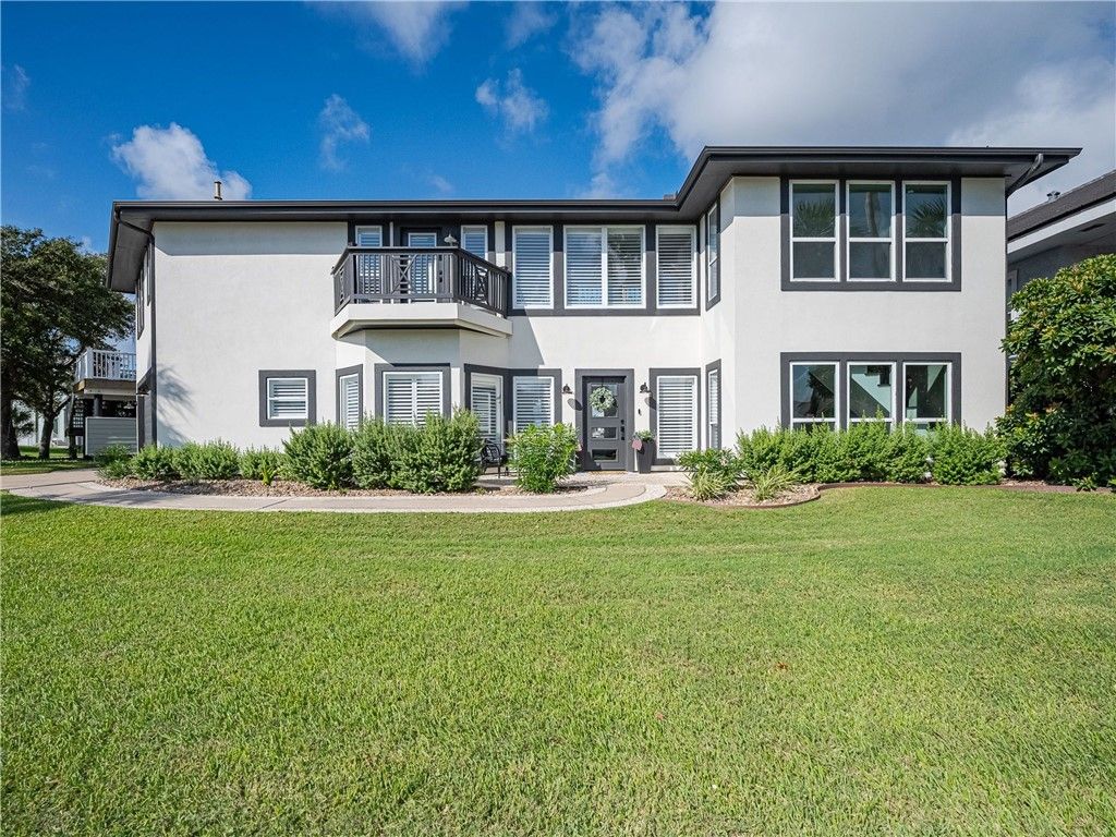 1871 Bay Shore Dr, Rockport, TX 78382 — photo 3