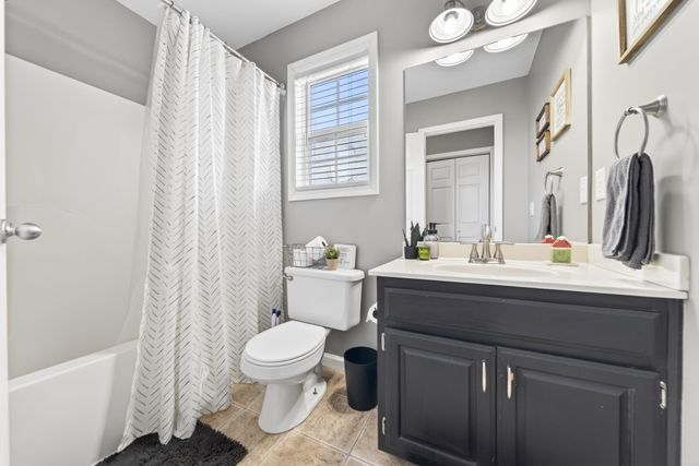 289 Martin Chapel Rd, Portland, TN 37148