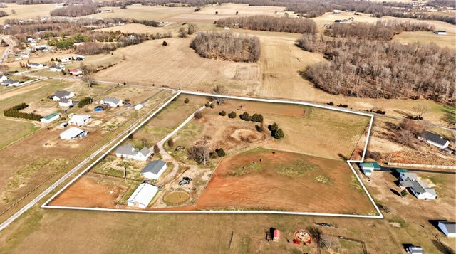 289 Martin Chapel Rd, Portland, TN 37148