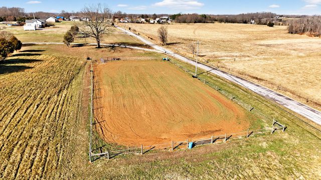 289 Martin Chapel Rd, Portland, TN 37148