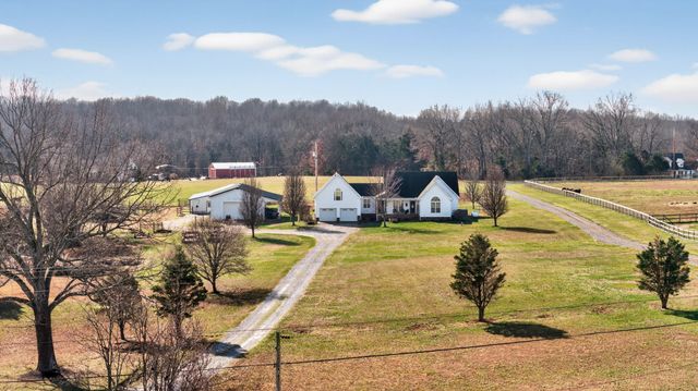 289 Martin Chapel Rd, Portland, TN 37148