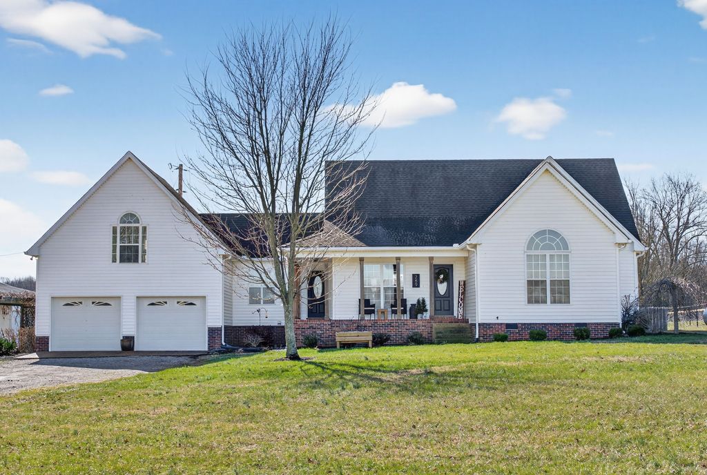 289 Martin Chapel Rd, Portland, TN 37148