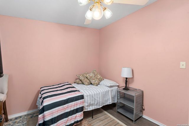 397 Ridgeview, Canyon Lake, TX 78133