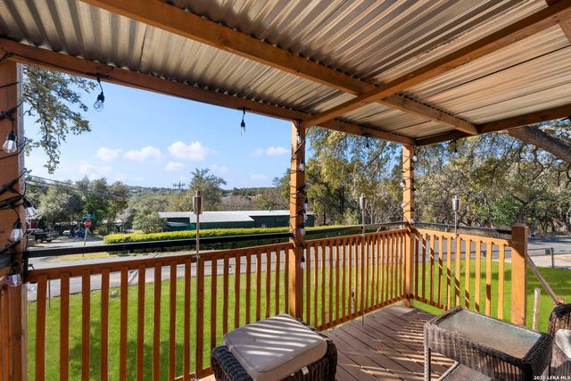 397 Ridgeview, Canyon Lake, TX 78133