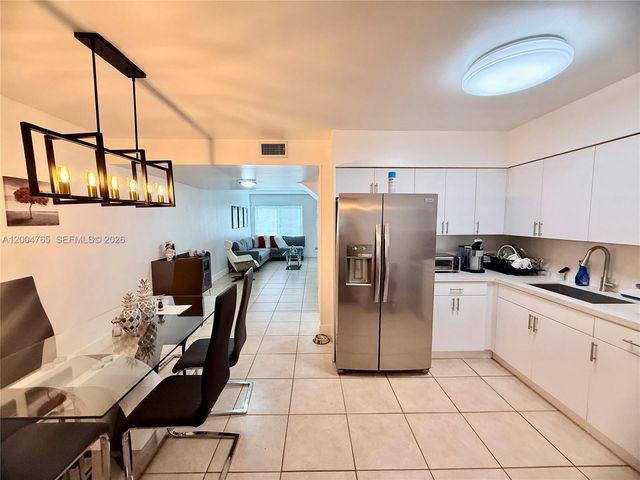 5315 Hollywood Blvd 5315, Hollywood, FL 33021