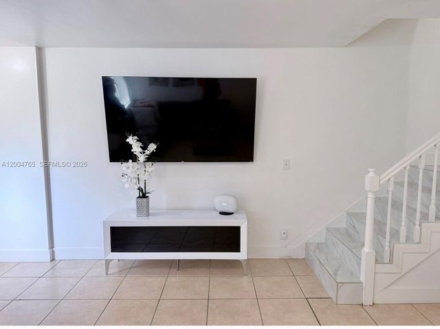 5315 Hollywood Blvd 5315, Hollywood, FL 33021