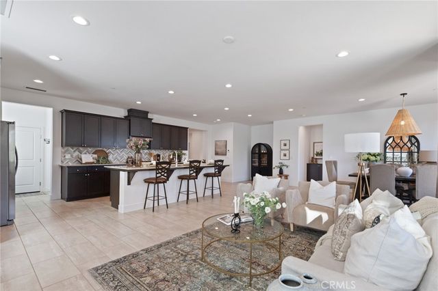 1022 Moonrise, Madera, CA 93636