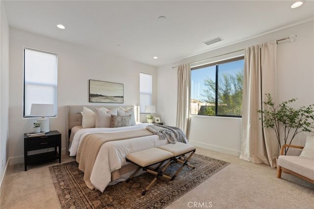 1022 Moonrise, Madera, CA 93636
