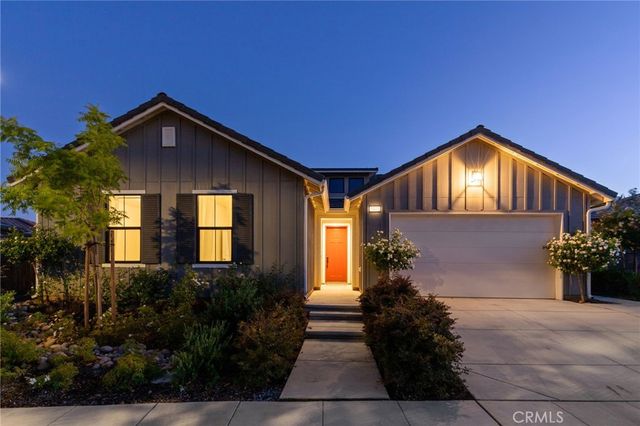 1022 Moonrise, Madera, CA 93636