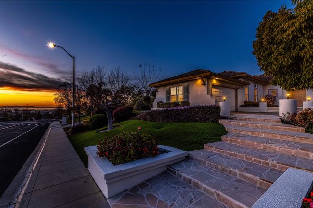 47664 Avalon Heights Ter, Fremont, CA 94539