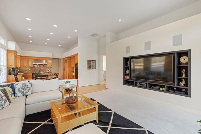 47664 Avalon Heights Ter, Fremont, CA 94539