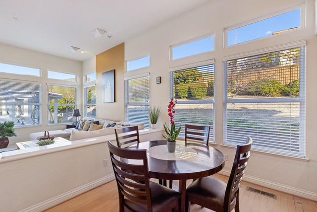 47664 Avalon Heights Ter, Fremont, CA 94539