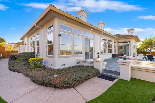 47664 Avalon Heights Ter, Fremont, CA 94539