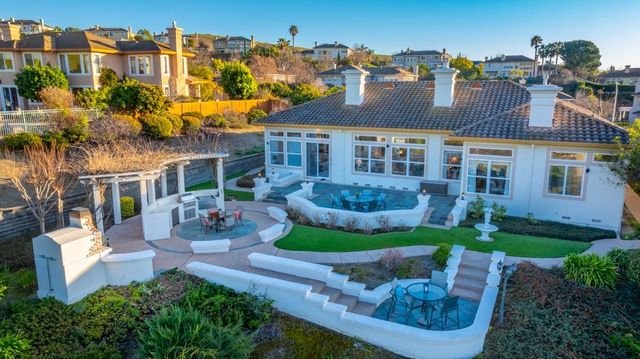 47664 Avalon Heights Ter, Fremont, CA 94539