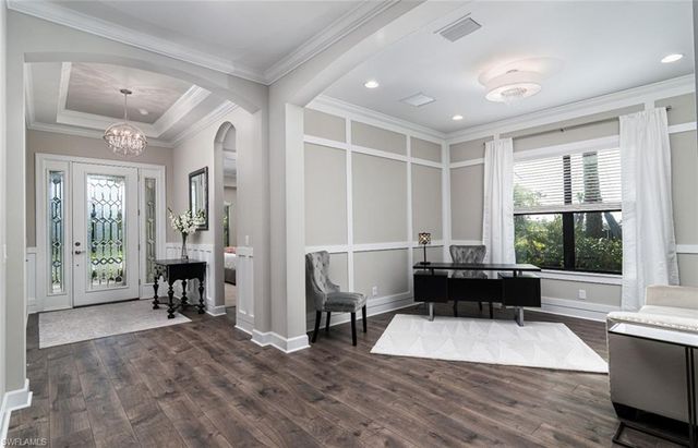 9451 Montelanico LOOP, Naples, FL 34119