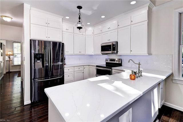 140 Great GLN, Williamsburg, VA 23188