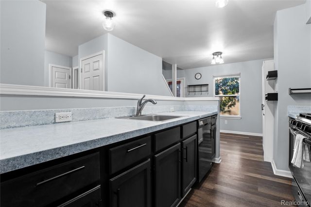 420 Montclair Lane, Genoa Township, MI 48843