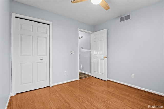 420 Montclair Lane, Genoa Township, MI 48843