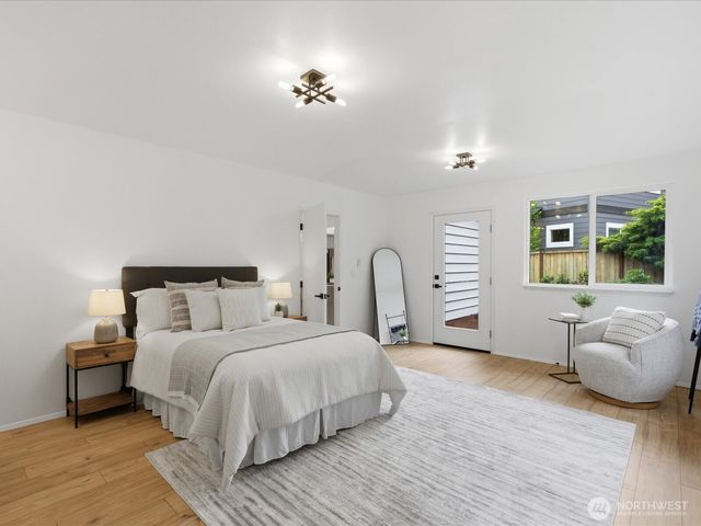 1003 111th Place SE, Bellevue, WA 98004
