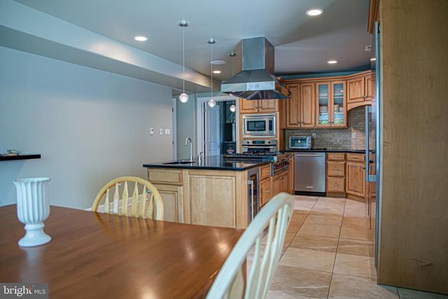 576 N 47 RTE, Cape May Court House, NJ 08210