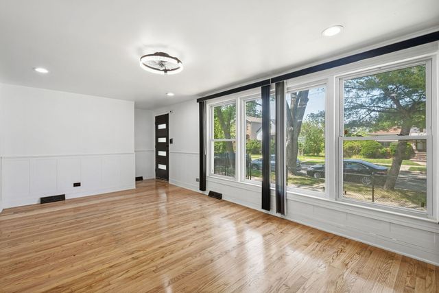 1145 E 90th Street, Chicago, IL 60619