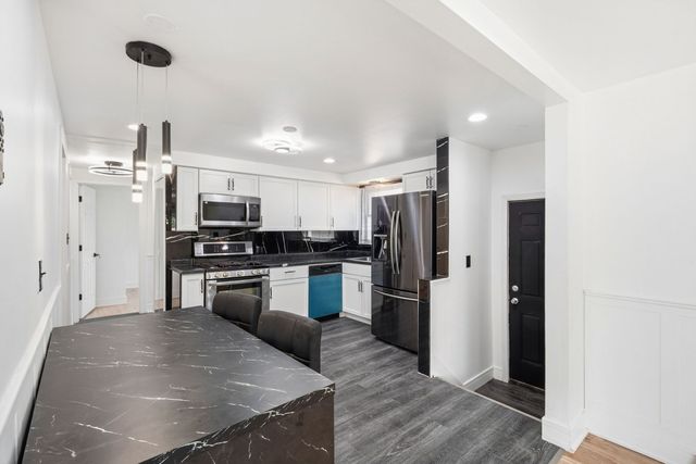 1145 E 90th Street, Chicago, IL 60619