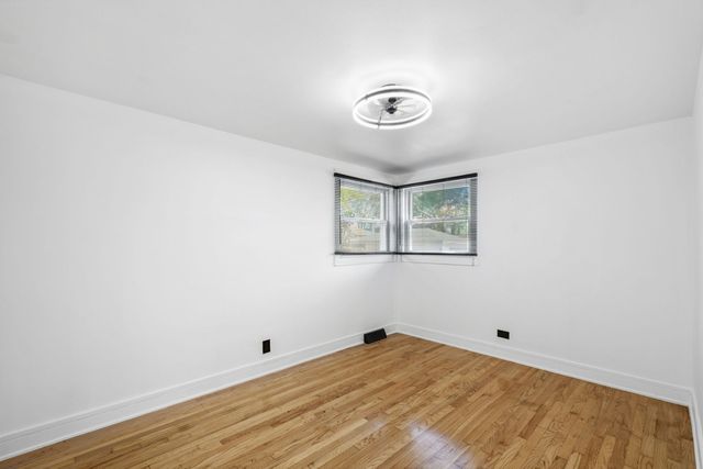 1145 E 90th Street, Chicago, IL 60619