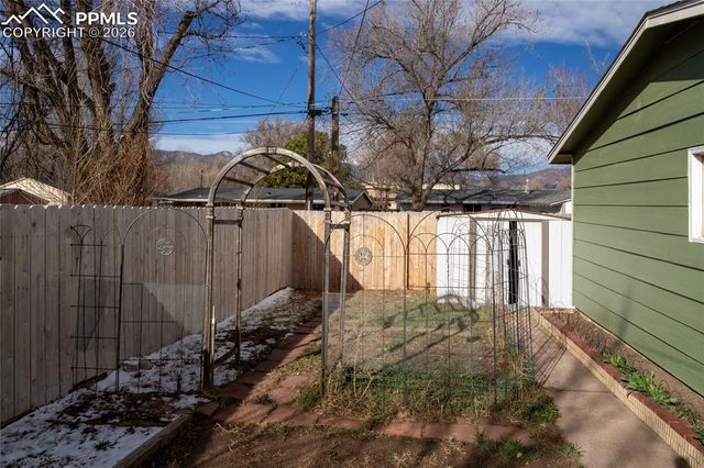 3320 N Arcadia Street, Colorado Springs, CO 80907